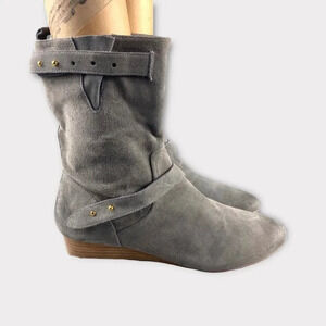 MATT BERNSON Frieze Ankle Boots Shoe Wedges Womens 9 Grey Zip Suede Leather Gold